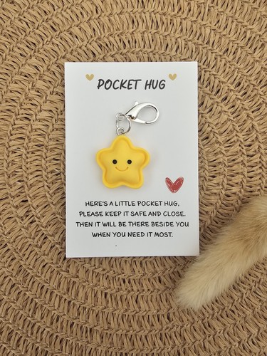 Pocket hug schlüsselanhänger - hug,